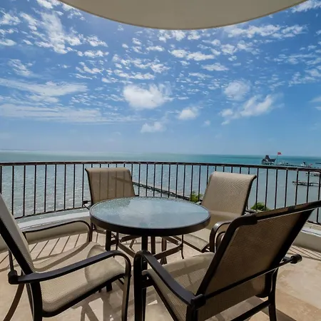 Diamante Beachfront Suites