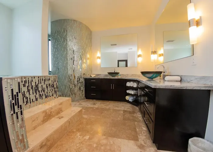 Diamante Beachfront 5*
