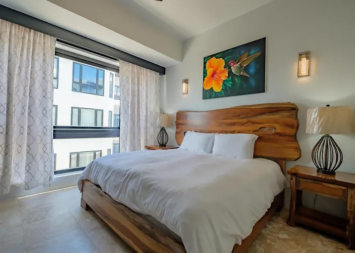 Hotel Diamante Beachfront 5*