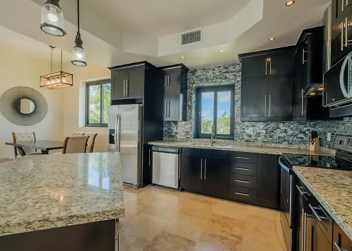 Diamante Beachfront 5* San Pedro (Ambergris Caye)