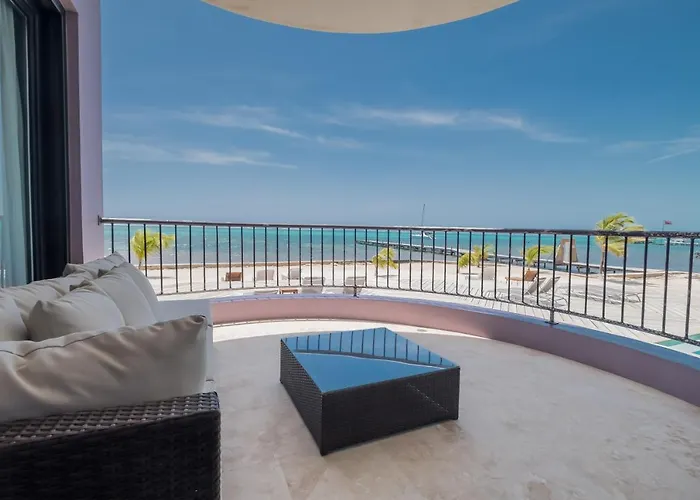 Diamante Beachfront San Pedro (Ambergris Caye)
