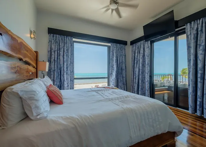 Diamante Beachfront Hotel 5*